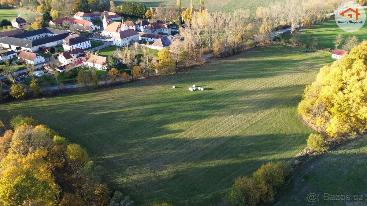 Prodej stavebního pozemku 19 527 m² - 5