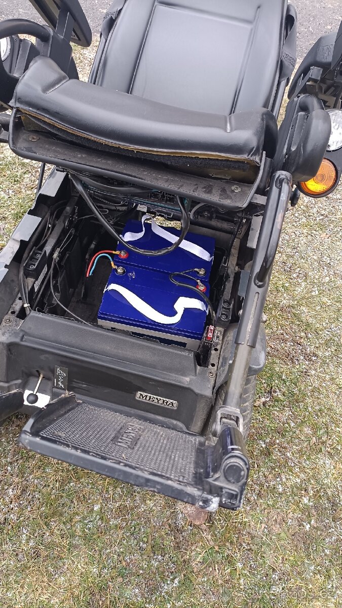Invalidní elektrický vozík - 5