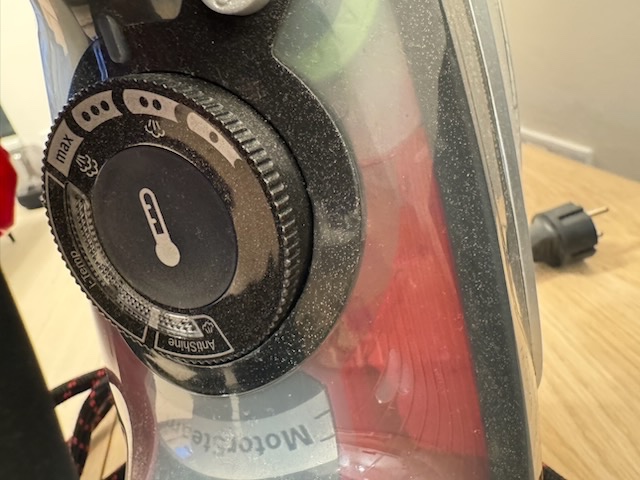 Bosch žehlička - 5