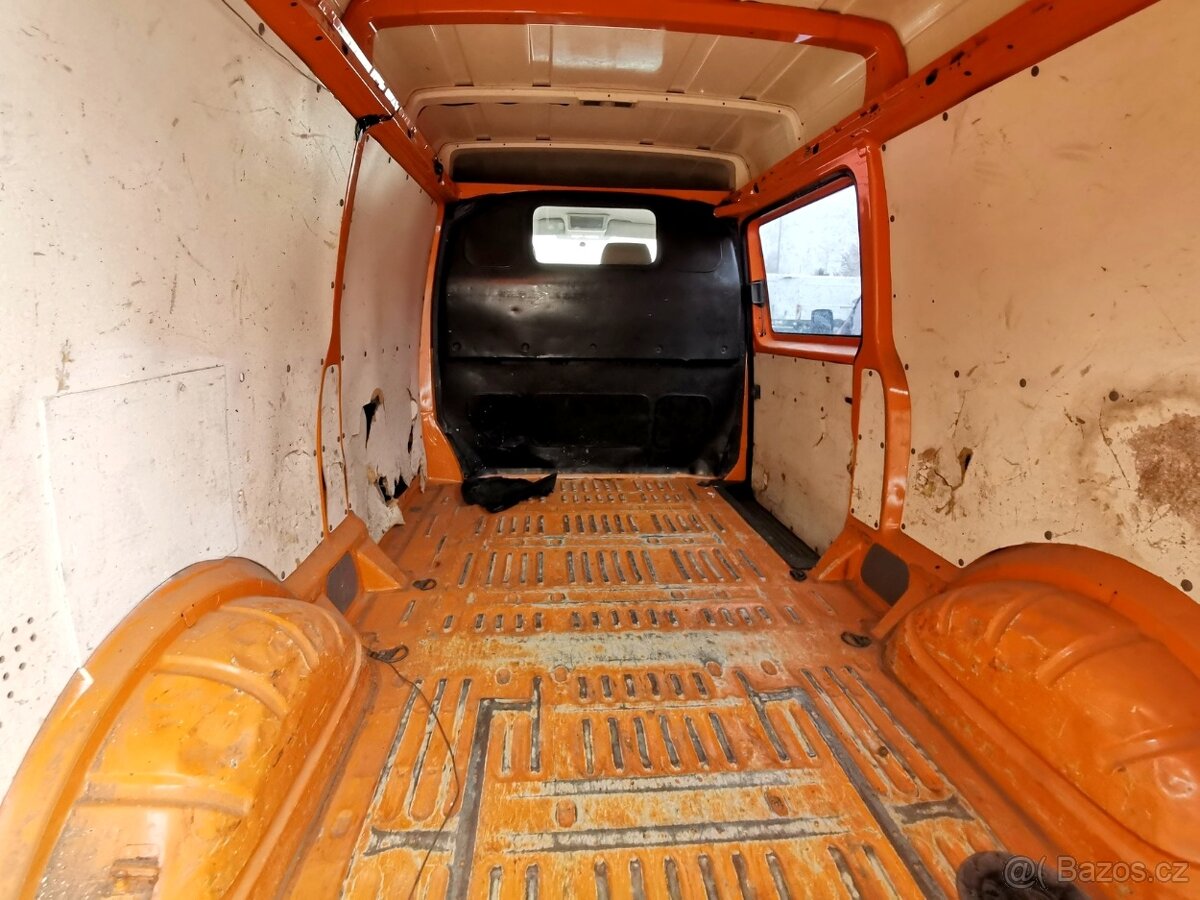 VW TRANSPORTER 2.5TDI/96KW 4MOTION/ L2H2/ TAŽNÉ - 5