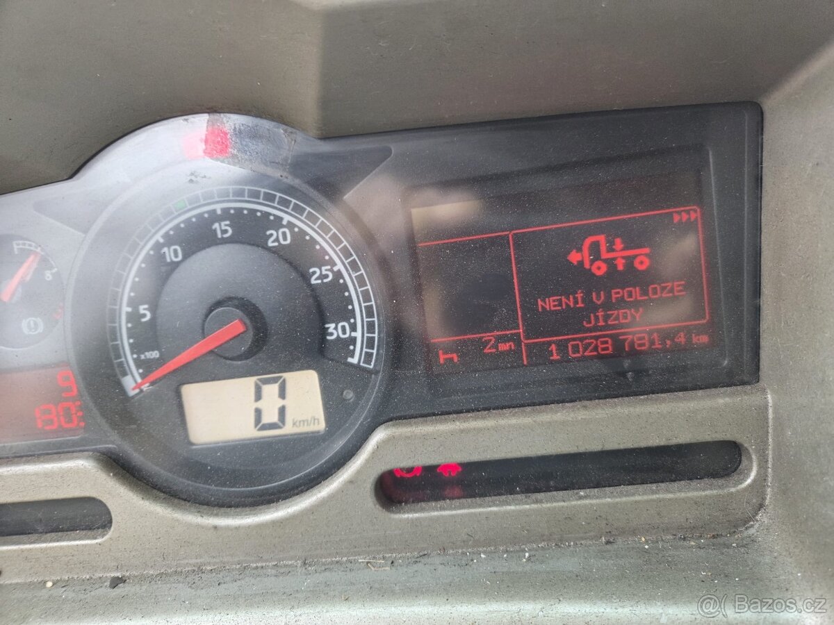 Renault Premium - 5