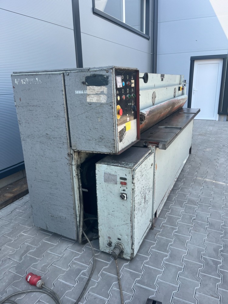 37. Tabulové nůžky NTC 2500/4 - 5