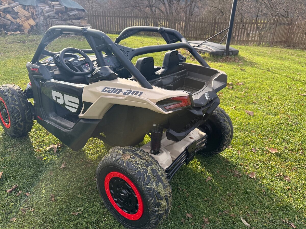 2024, Dětské Can-am Maverick 2x24V 4x200W