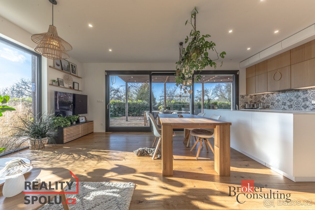 Prodej, domy/rodinný, 140 m2, Zarostlá E551, Brnky, 25066 Zd - 5