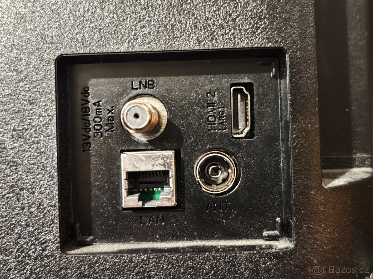 32"(80cm) JVC LT-32VF5305 + držák - 5