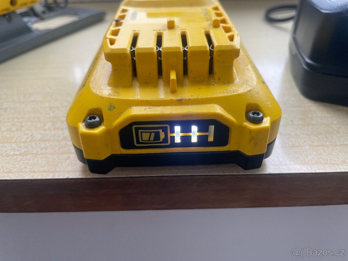 Stanley 2x Aku set - 5