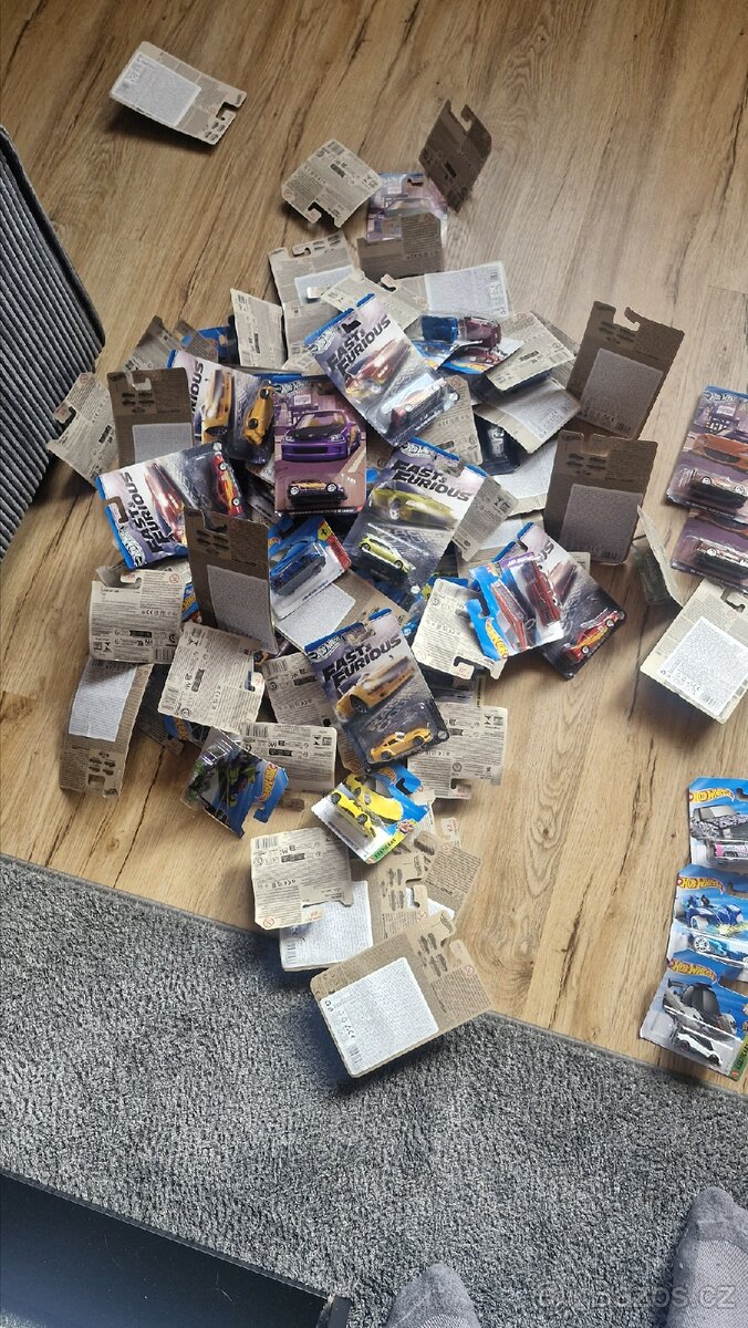 Autička Hotwheels - 5