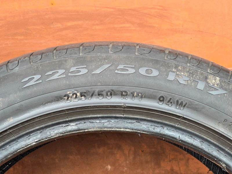Letní Pirelli RunFlat 225/50/17 - 5