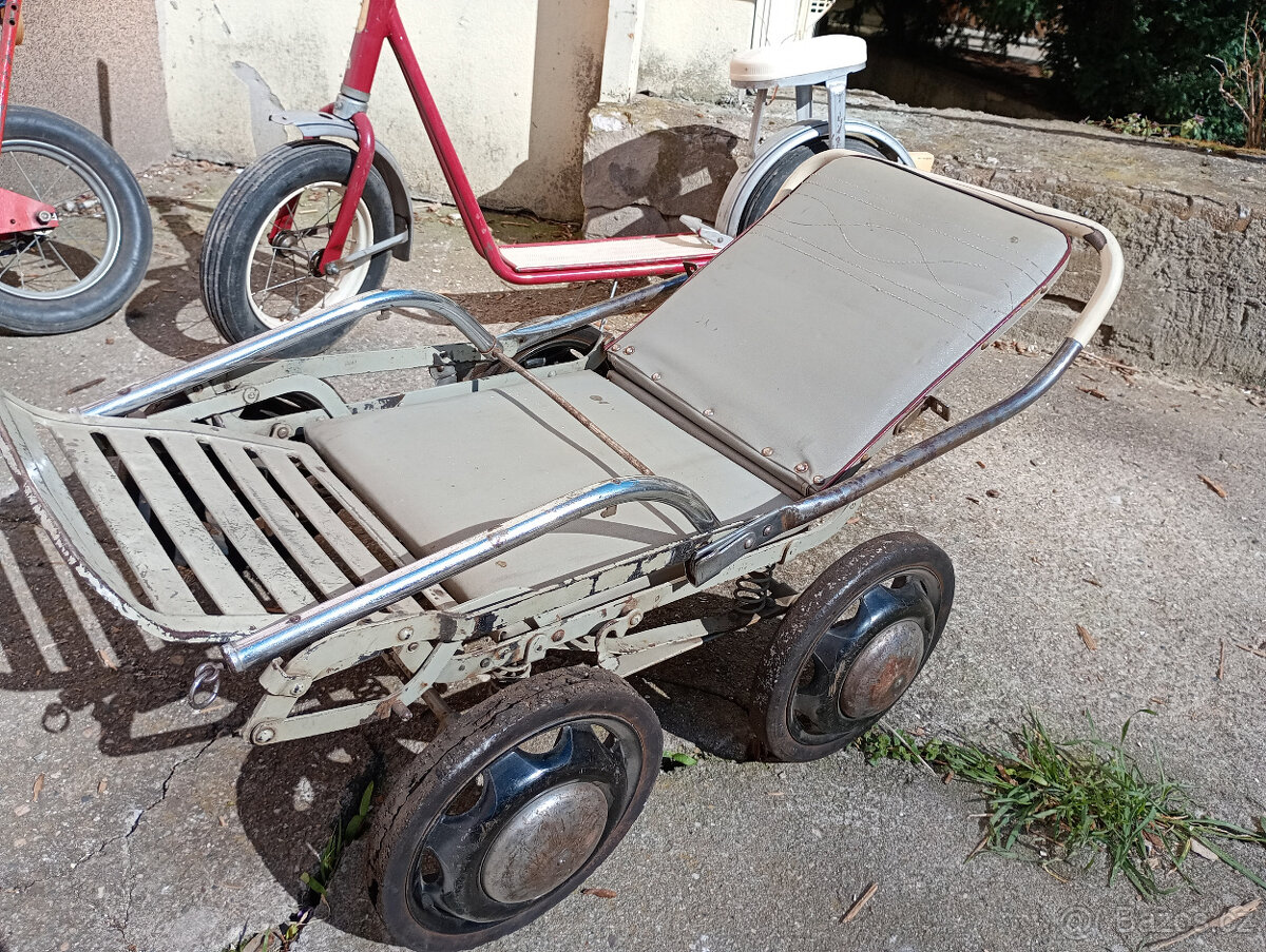 RETRO koloběžky a kočárek 60tky - 5