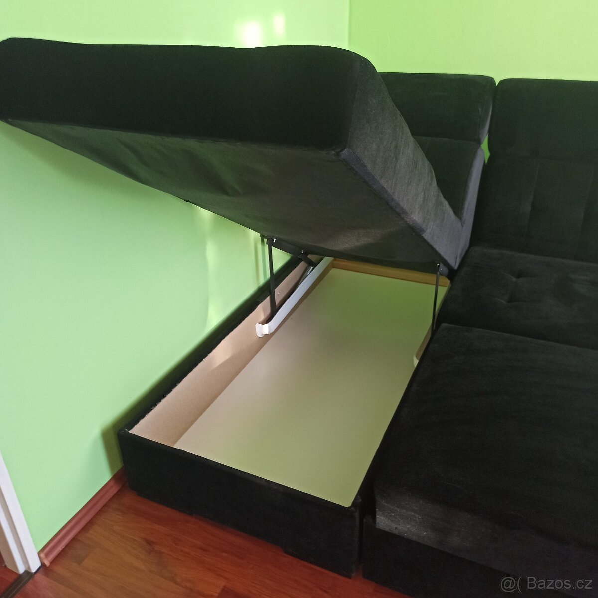 Nová rohová rozkládací sedací souprava - 5