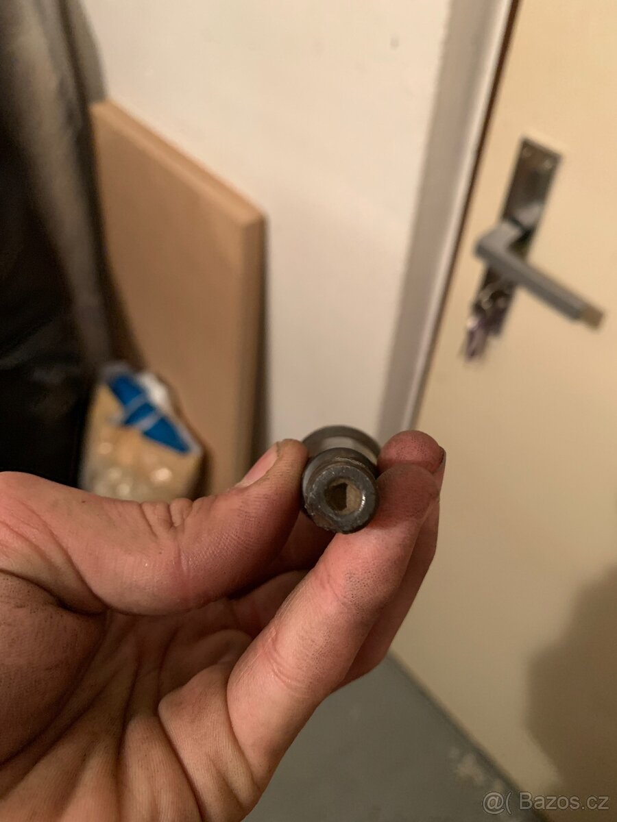 Čep kulového kloubu řízení - 5