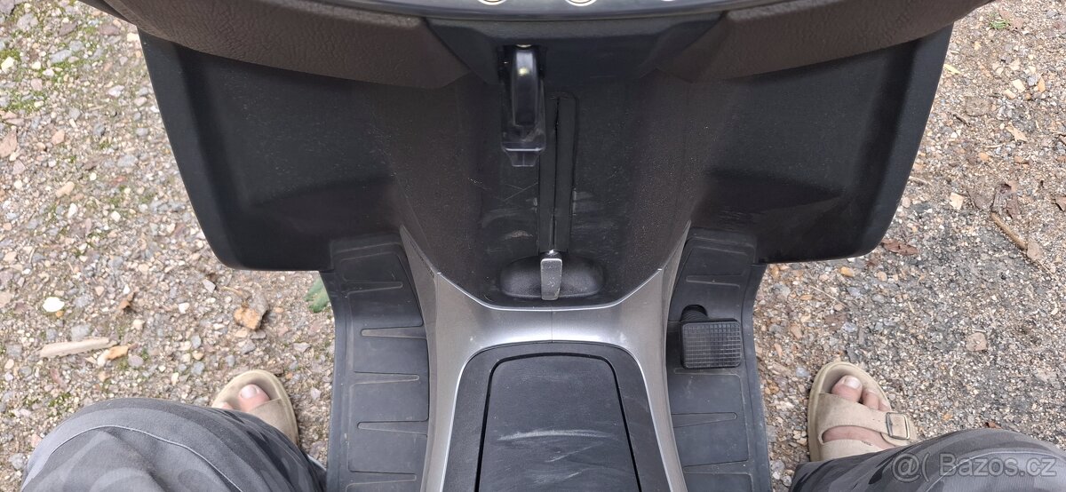 MP3 piaggio 500 bussines - 5