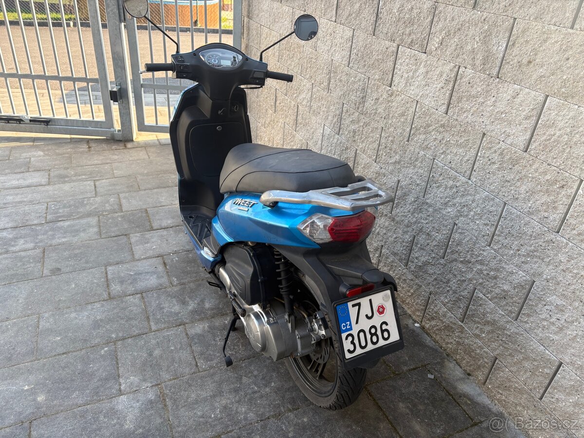 Peugeot Tweet 125 2015 - 5