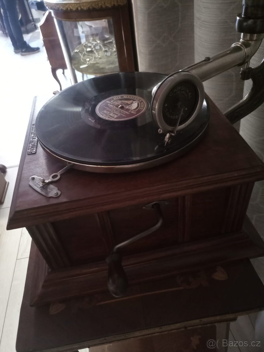 Gramofon s troubou - 5