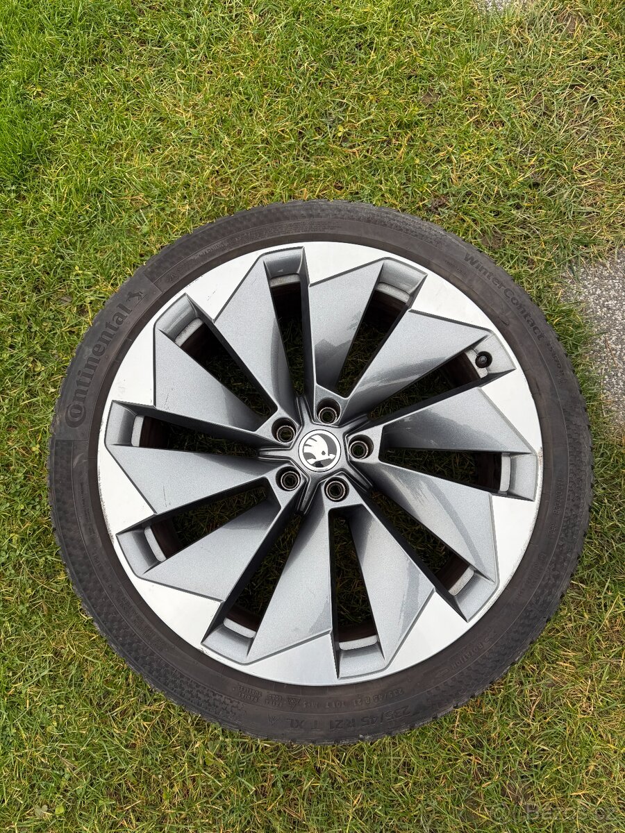 Enyaq R21 Supernova + Continental WinterContact TS870 8 mm - 5