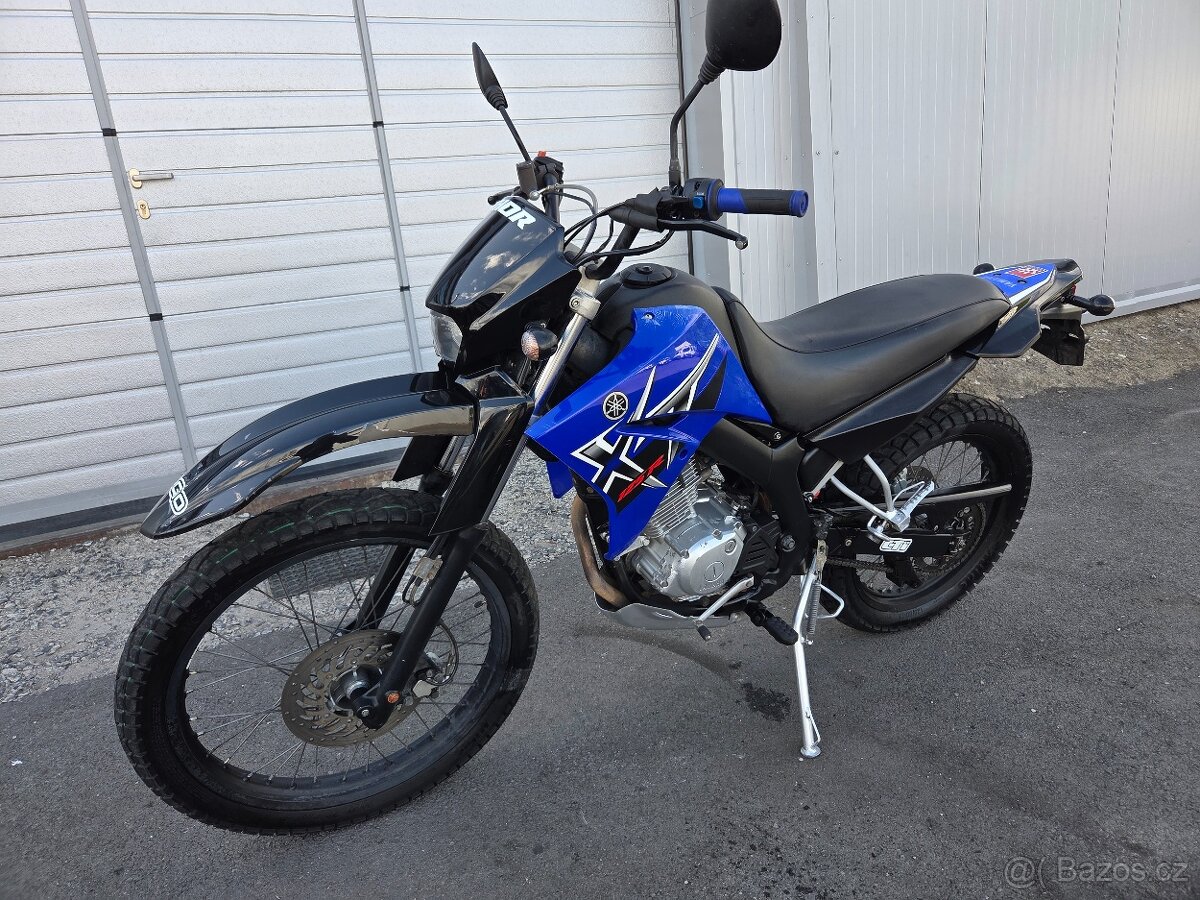 YAMAHA XT 125 R 2012