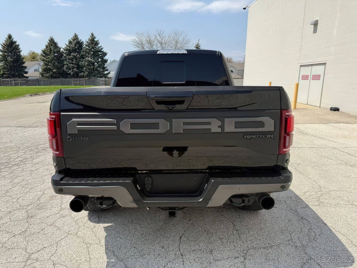 2019 Ford F-150 Raptor 3.5L All-wheel drive