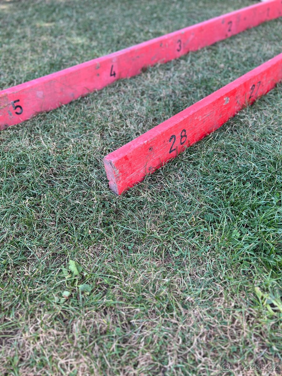 Nostalgie/ Lavičkové latě z demolice Zimní stadion Teplice - 5