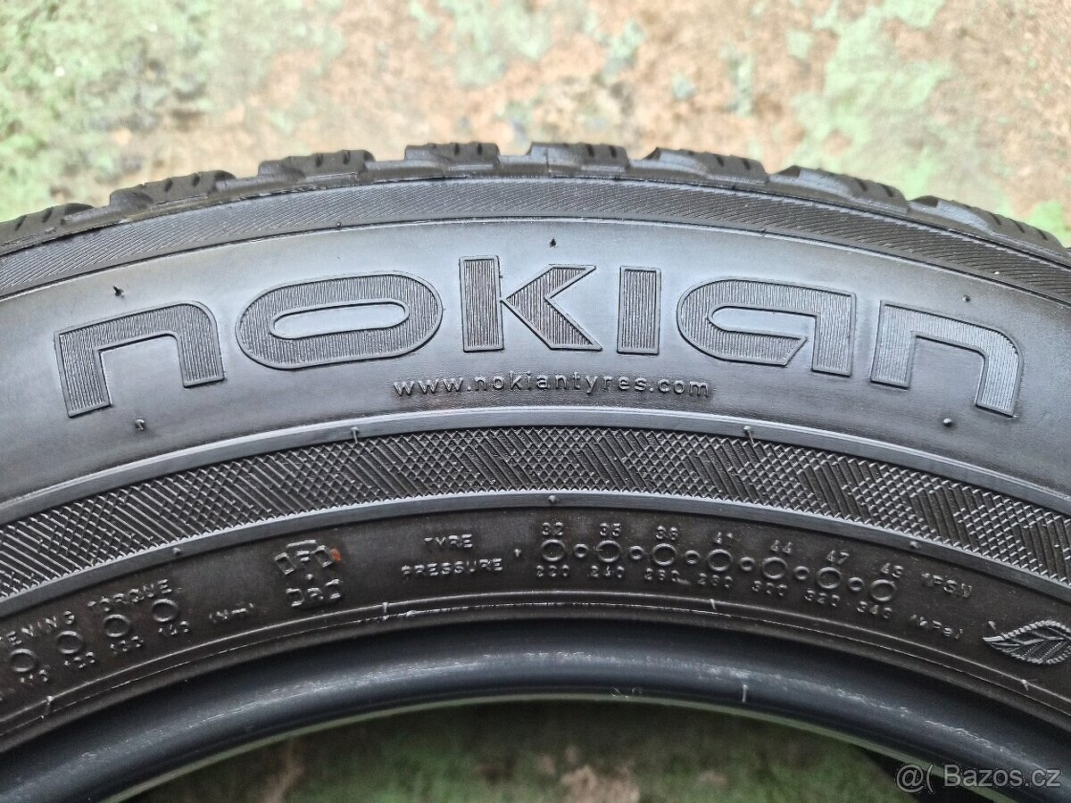 Pár zimních pneu Nokian WR SUV3 235/60 R18 XL - 5