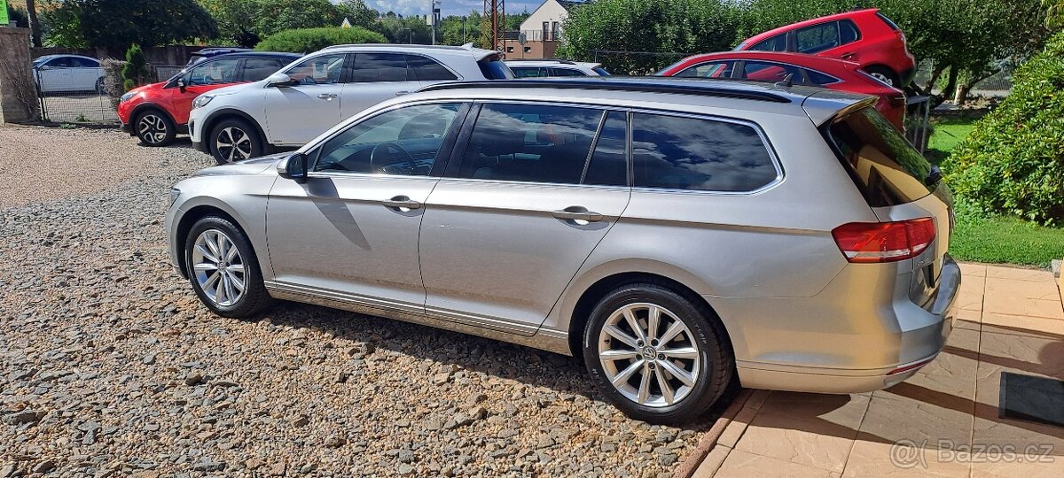 Volkswagen Passat 2.0 TDI 110kW BLUEMOTION - 5