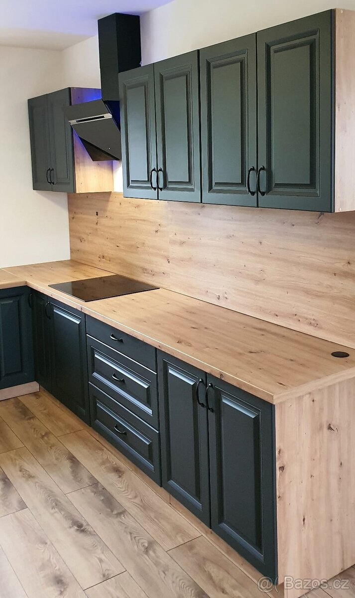 Vzorková matná kuchyňská sestava 270/310 cm + vysoká 6 - 5