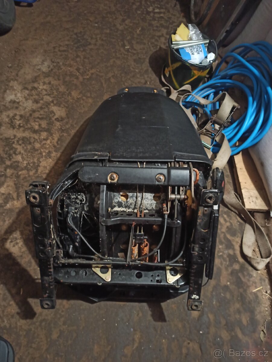 BMW E36, E39 sedačky 5ks - 5