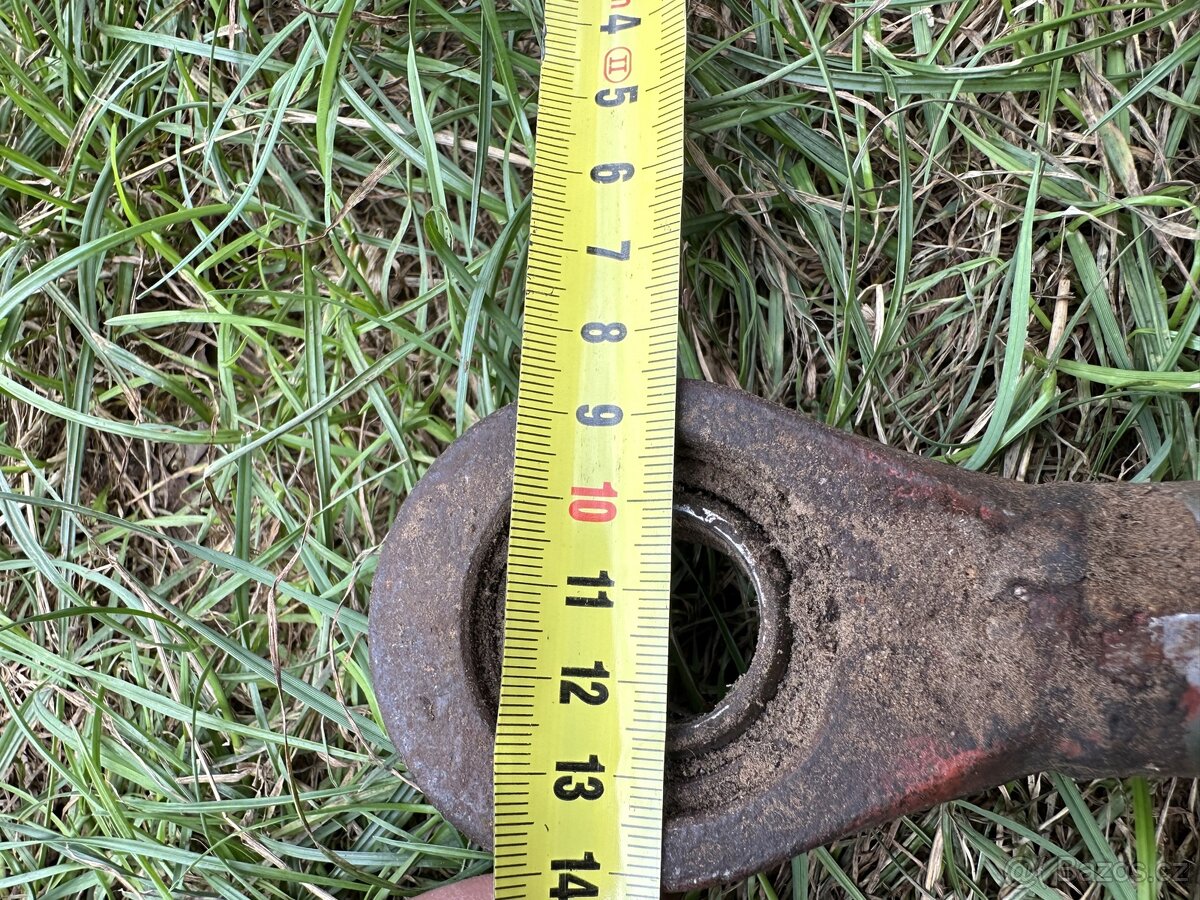 Hydraulicky píst, pistnice,,rozvadec - 5