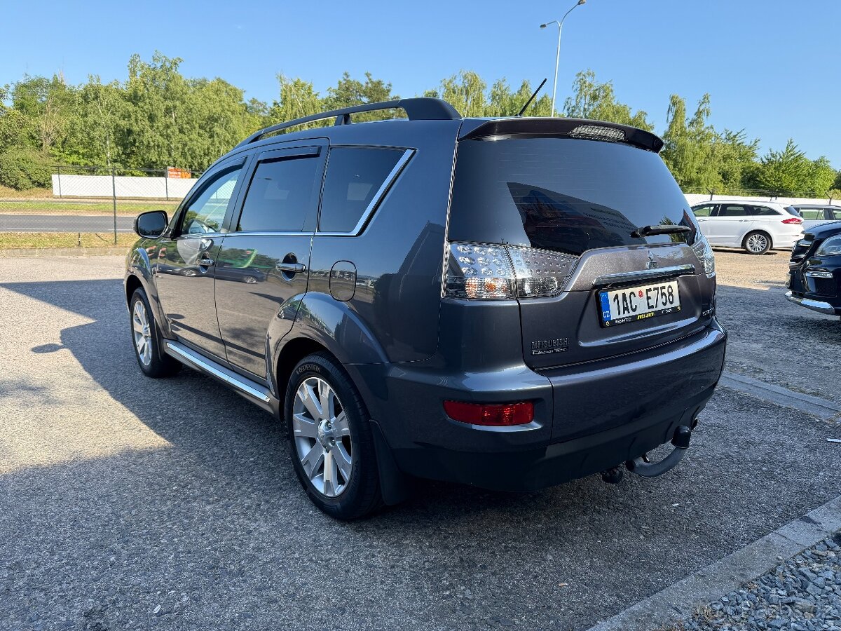 Mitsubishi Outlander XL 2011 - 5