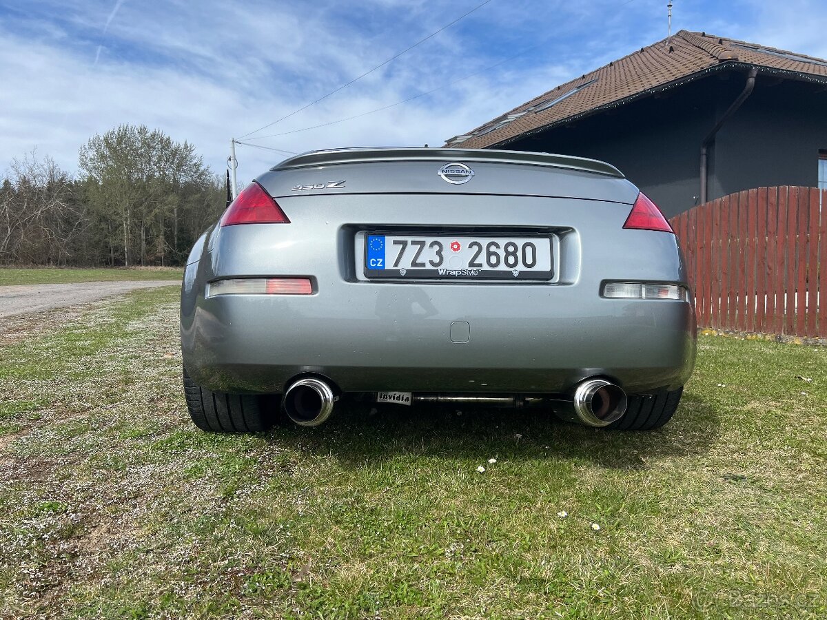 Nissan 350z - 5