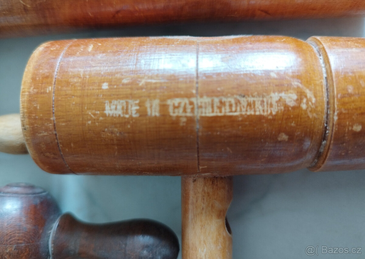 Staré dřvěné pípy na sudy - 5
