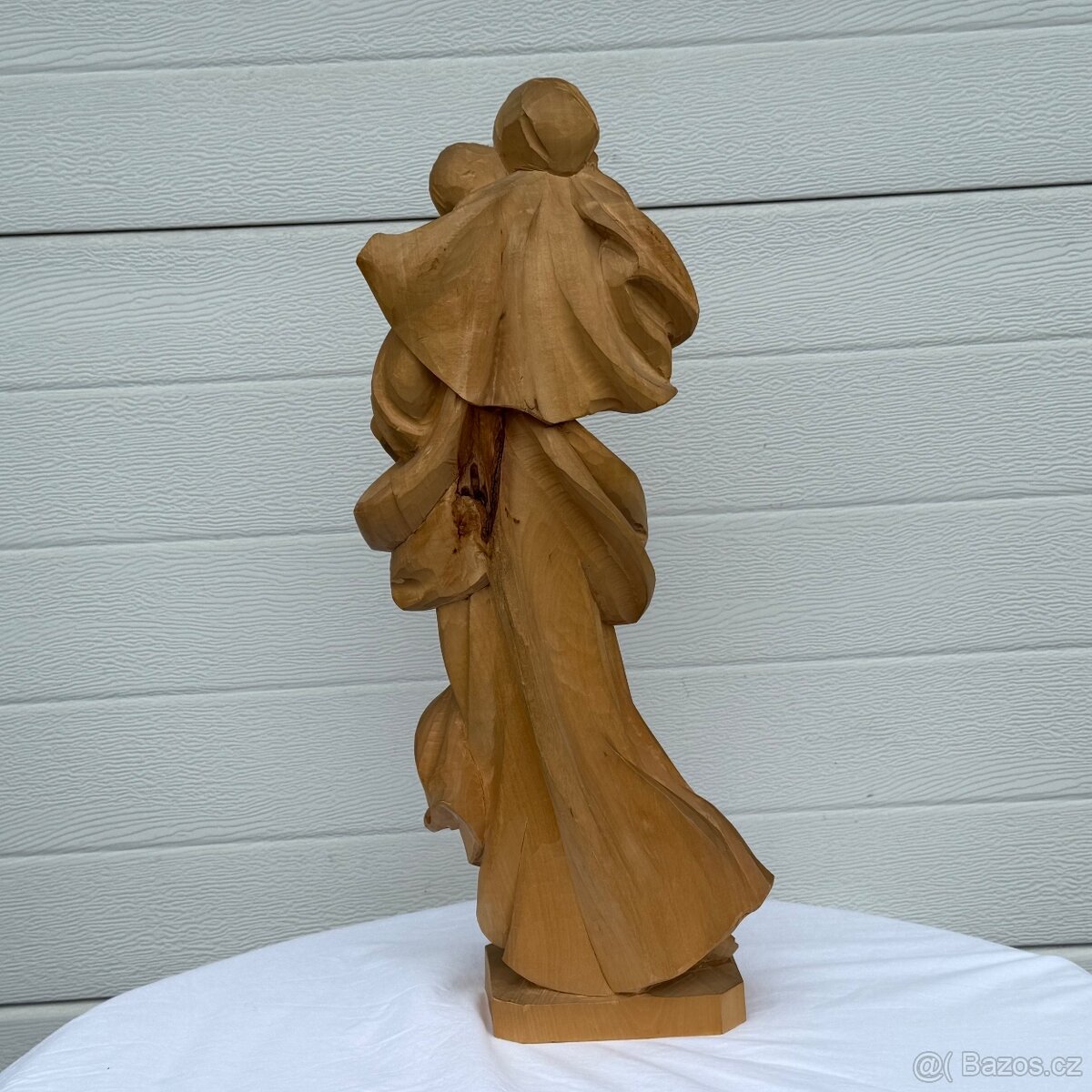 Dřevěná socha Panna Marie s Ježíškem ruční řezba - 5