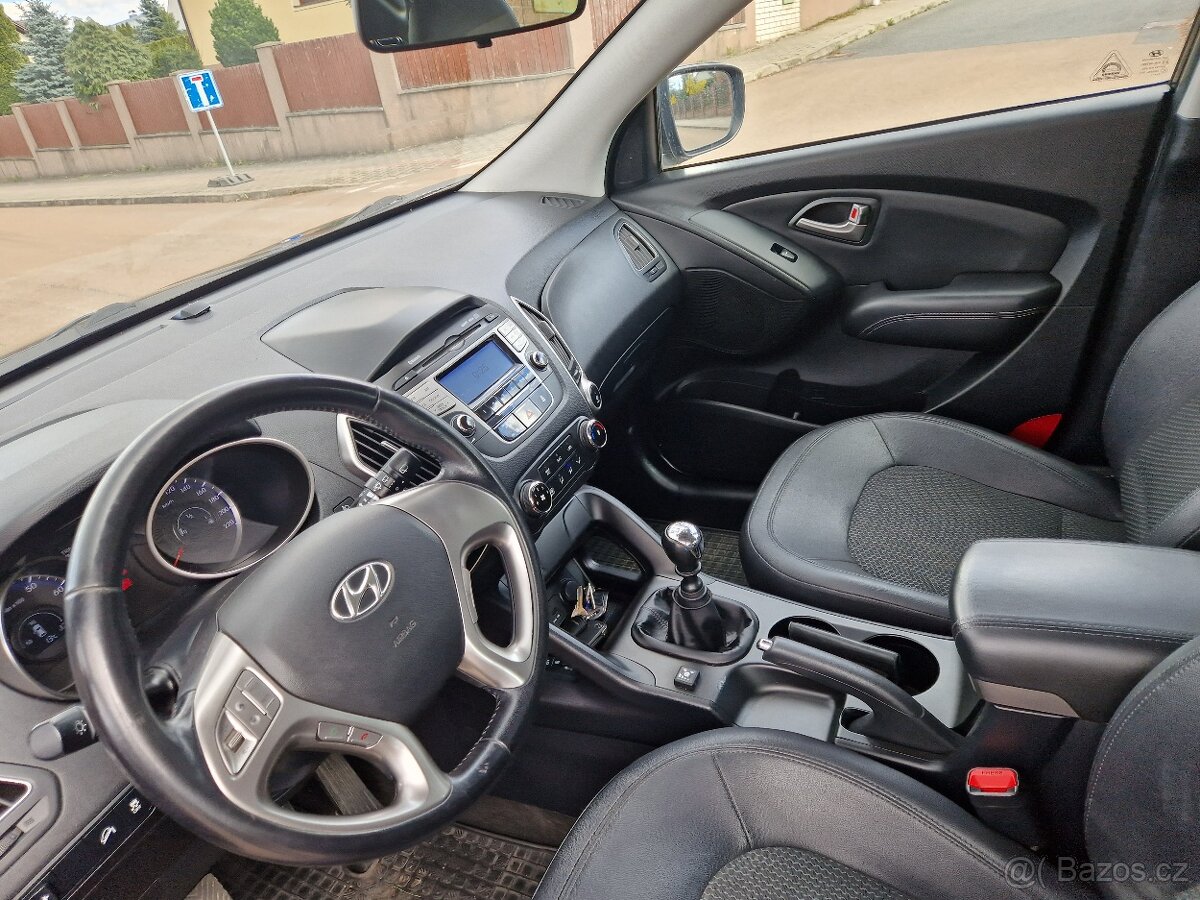 Hyundai ix35 1.6 benzin - LPG - STK 2027 - původ ČR - 5