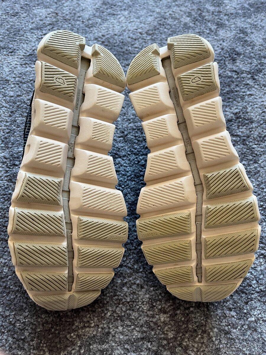 4x boty On Running Cloud velikost 36 - 36,5 - 5