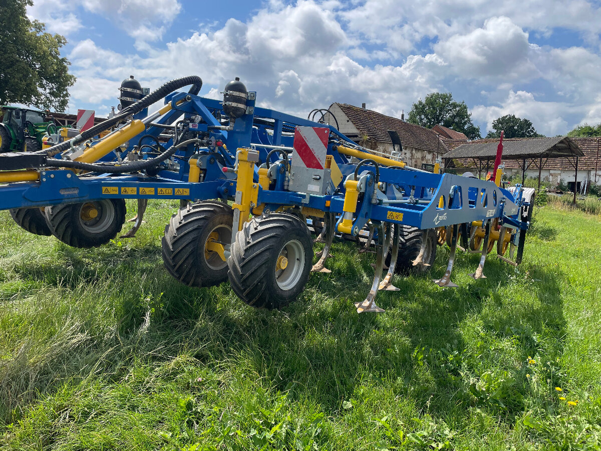 Prodám precizní radličkový podmítač Treffler TG 440S.1D - 5