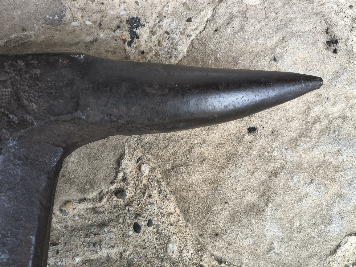 Kovadlina kovárske klešte ,náradi, ,sekera,nebozez - 5