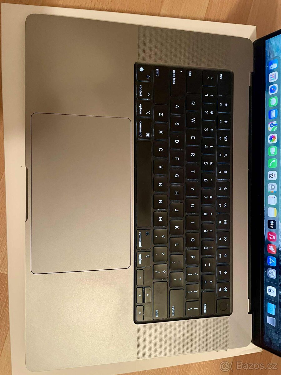 MacBook Pro 16" (2021) – M1 Pro 32 GB RAM / 512 GB SSD - 5