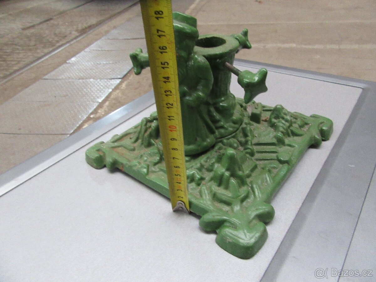 Nabízím krásný starožitný stojan na stromeček. původní stav. - 5