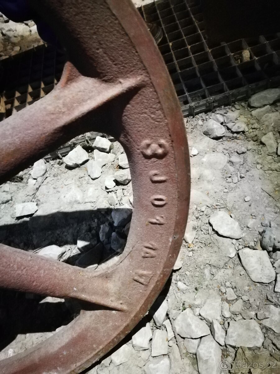 Autobager Tatra 111 D030 - 5