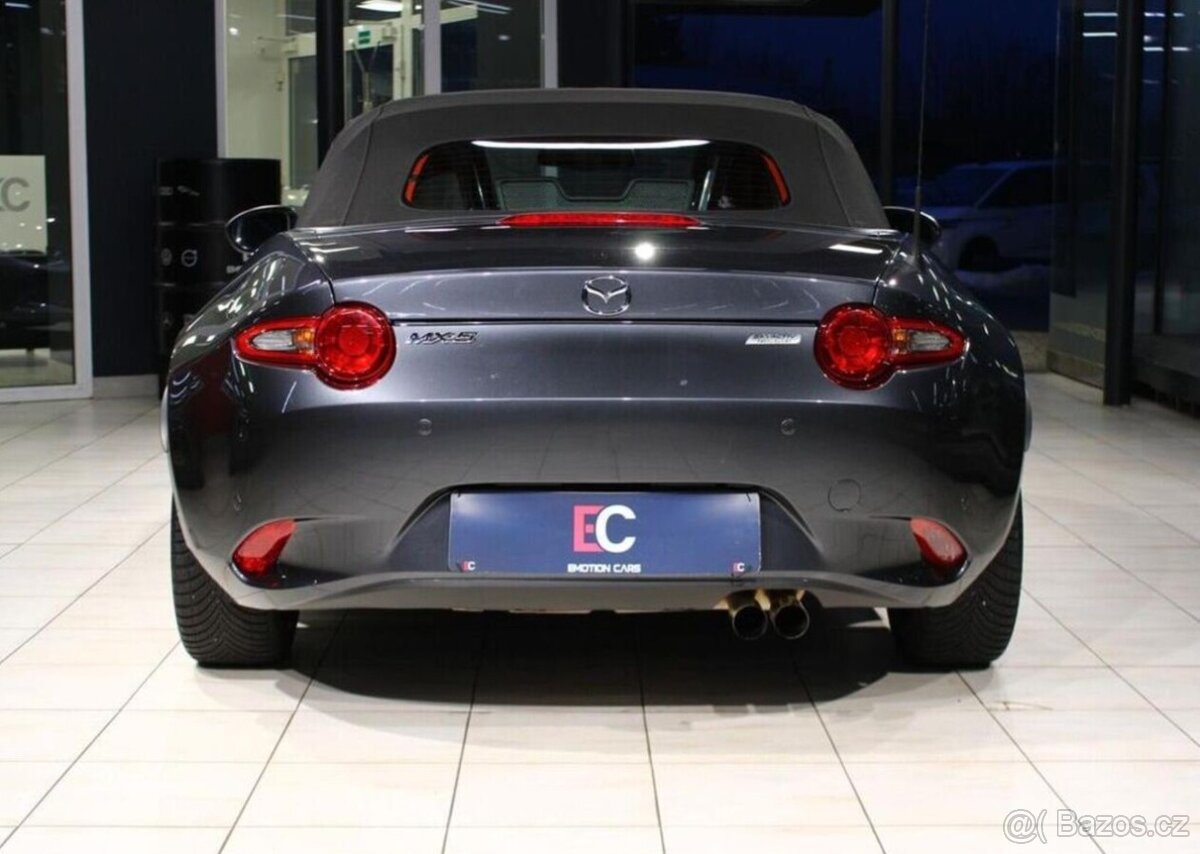 Mazda MX-5 Skyactive Exclusive-Line benzín manuál - 5