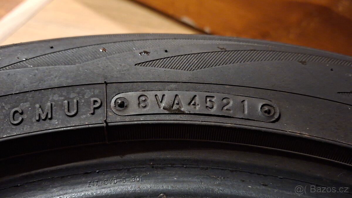 Pneu TOYO proxes TR1 - 5