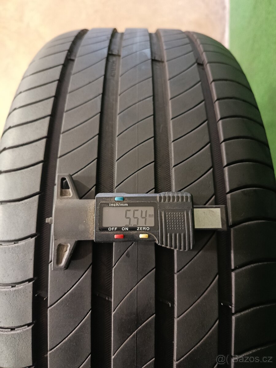 Alu letni 235/40/19 5x112 et44 Superb - 5