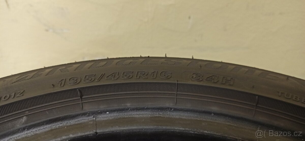 Bridgestone 195/45 R16 84H 7,5mm - 5