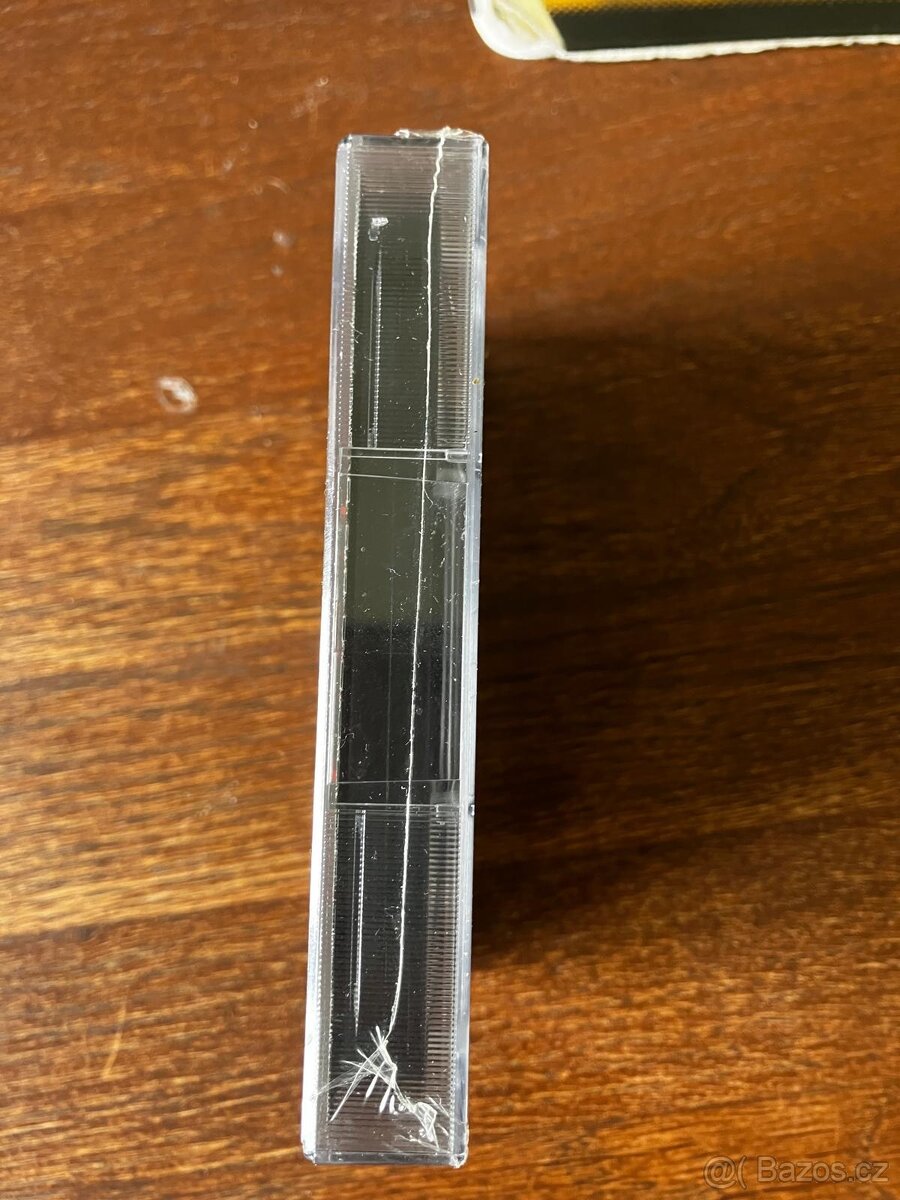 Kurtizány z 25. Avenue – Ubiquity, MC NEROZBALENÁ - 5