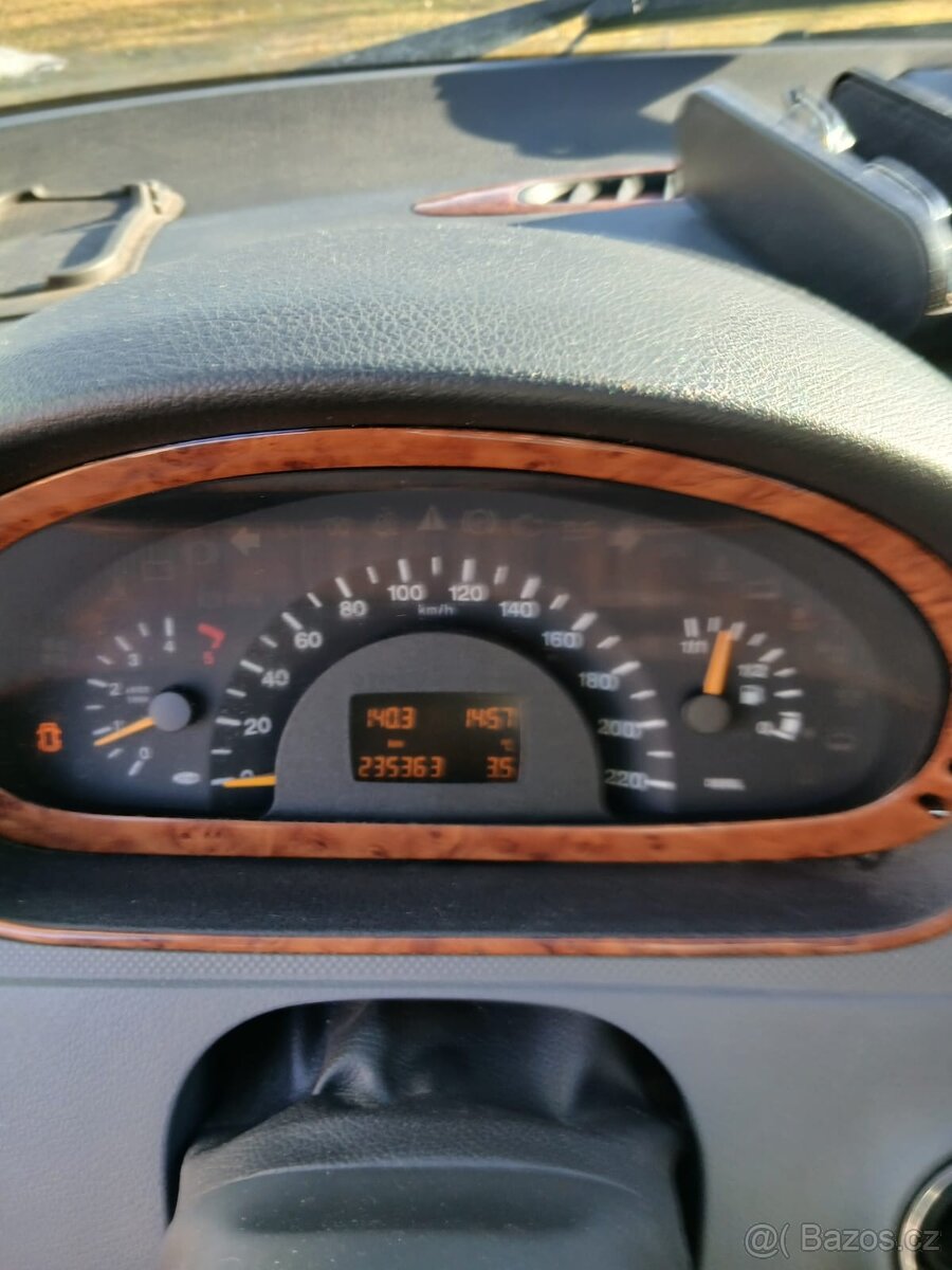 Mercedes Benz Vito 111 - 5