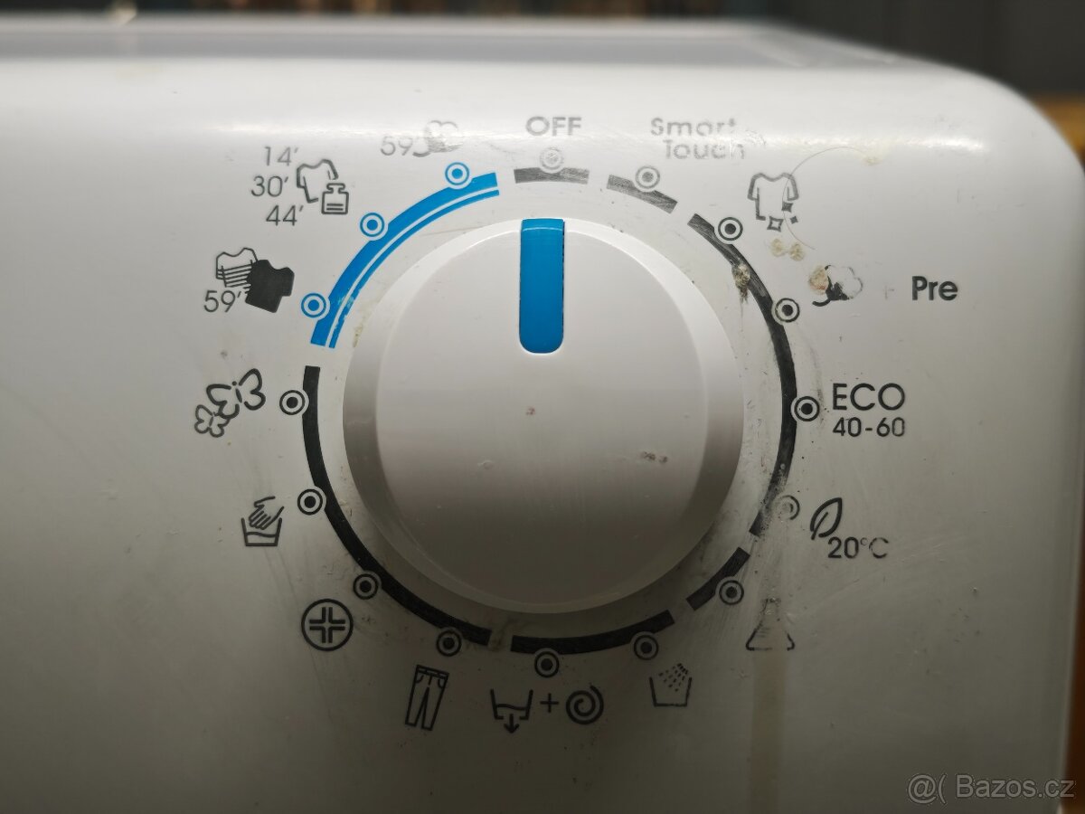 Pračka Candy úzká - 5