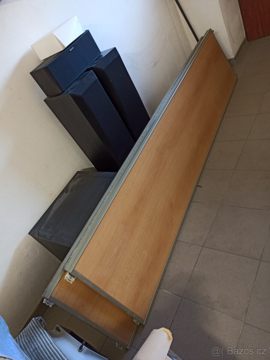 Vestavné skříně - 5