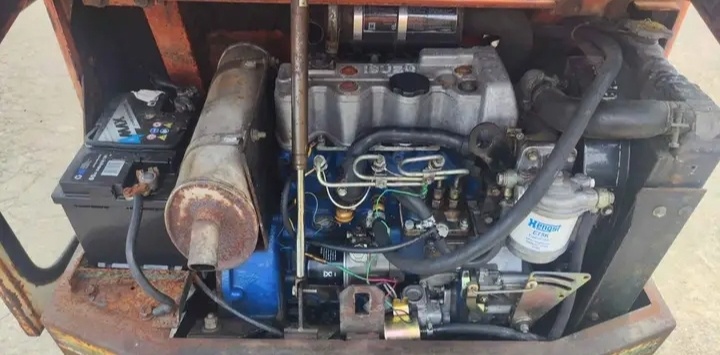 Takeuchi TB 100 minibagr - 5