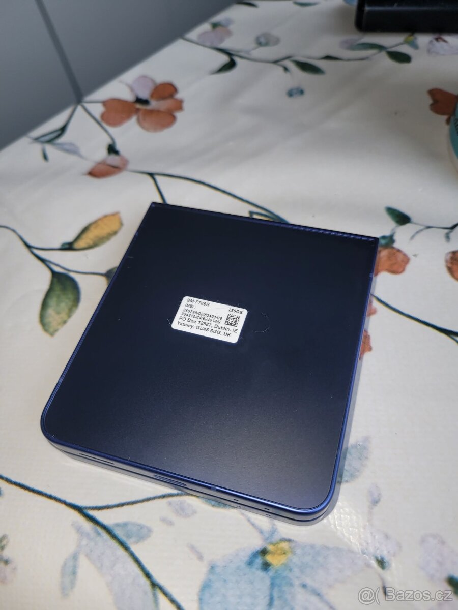 Samsung Z Flip 7 12/256GB - 5