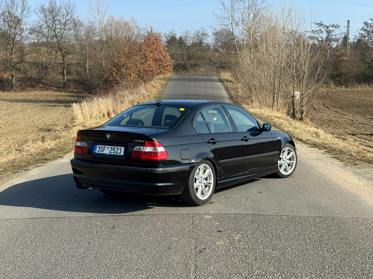 BMW 330i M-Paket 6q Manuál - 5