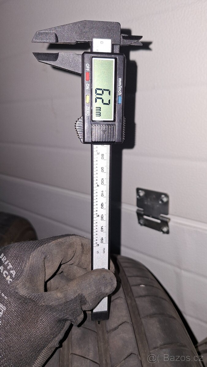 Pneu letní 215/60 R17 - 5